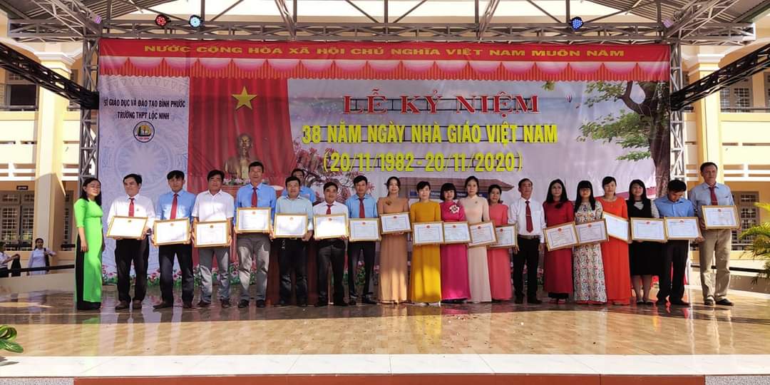 Chào mừng 38 năm ngày nhà giáo Việt Nam 20/11/1982 - 20/11/2020