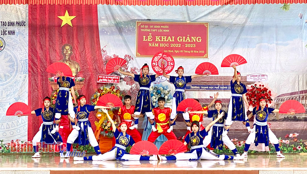 Lộc Ninh: Các trường học tưng bừng khai giảng năm học mới